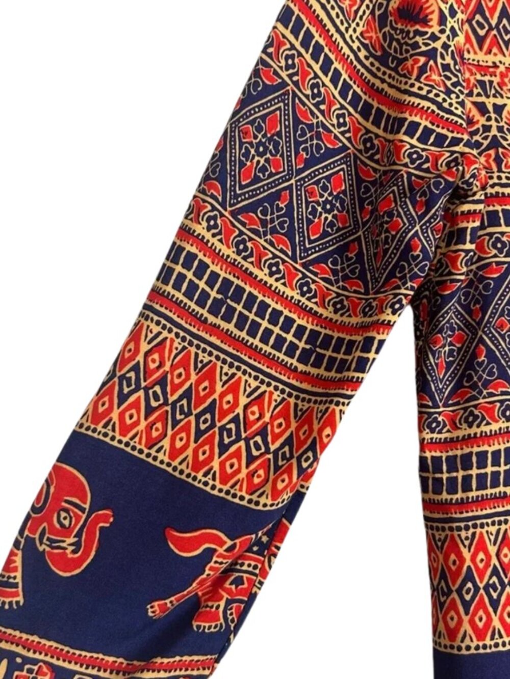 ANTHRO Vanessa Virginia Tribal Elephant Print Blouse Boho Split Neck Size 4 - Picture 7 of 10